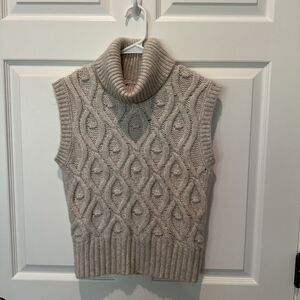 Women’s Sincerely Jules Cableknit Sleeveless Turtleneck Sweater Beige Small